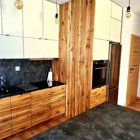 아파트 Jezyce Break *